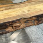 Deep Island Esstisch aus Holz
