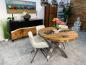 Preview: Runder Designtisch aus recyceltem Holz