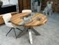 Preview: Runder Designtisch aus recyceltem Holz