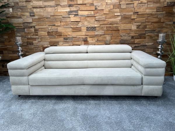Couch Essence white, 2-Sitzer aus Mikrofaser