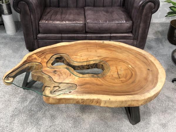 Couchtisch "Lakeside Suar" 154 x 94 x 39 cm mit Glaseinlagen und Rohstahlgestell