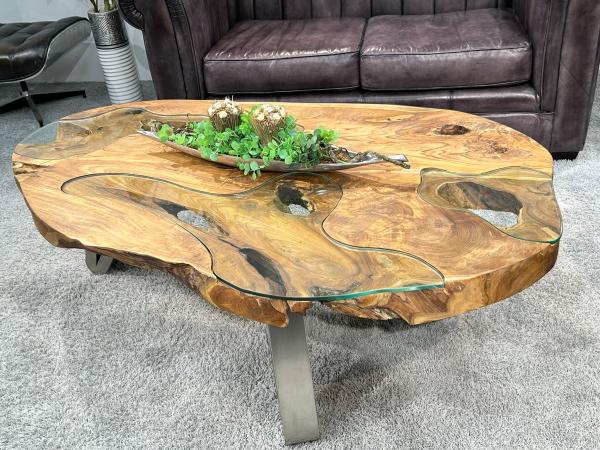 Couchtisch oval aus Holz aus Baumscheiben