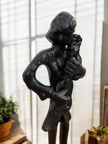 Musikant mit Violine Figur Metall