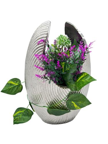 Design Blumenvase aus Nickel