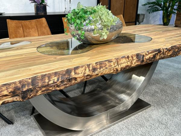 Design Massivholztisch aus recyceltem Altholz "Deep Island"