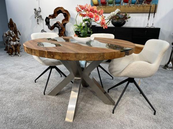 Runder Designtisch aus recyceltem Holz