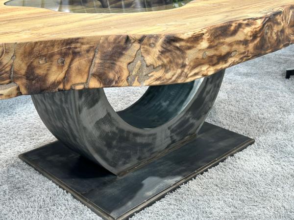 Ovaler Couchtisch Fusion 135 cm aus Holz