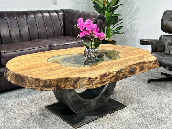 Ovaler Couchtisch Fusion 135 cm aus Holz