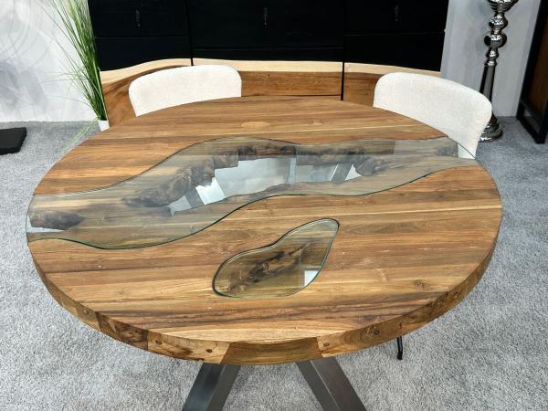 Runder Designtisch aus recyceltem Holz