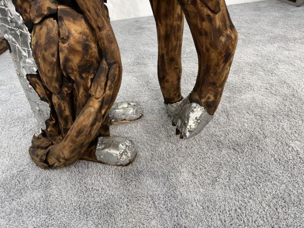 Deko Sitzender Hund 100 cm aus Holz und Aluminium