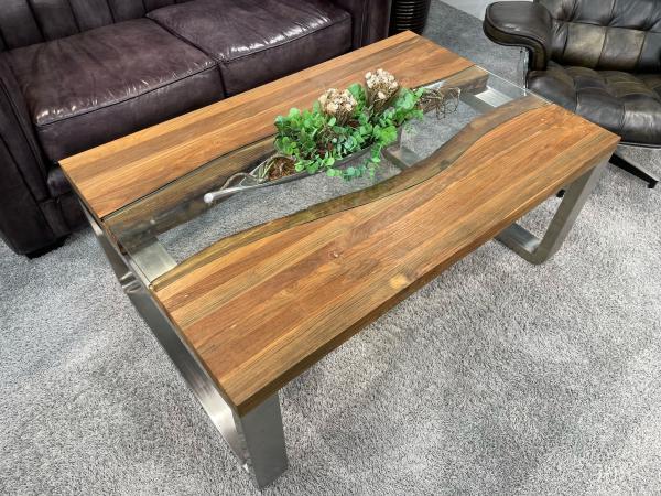 Beeindruckender Couchtisch Elements aus Massivholz 120 cm