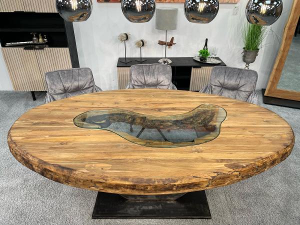 Esszimmertisch oval massiv Holz Sky Island Indutriedesign