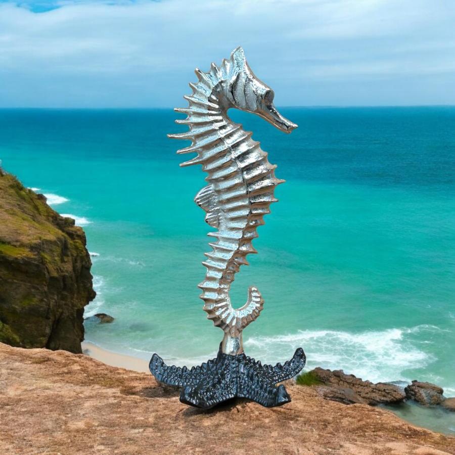 Deko "SEEPFERDCHEN", Höhe 35 cm, aus Aluminium mit schwarzem Sockel