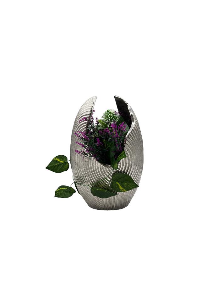 Design Blumenvase aus Nickel