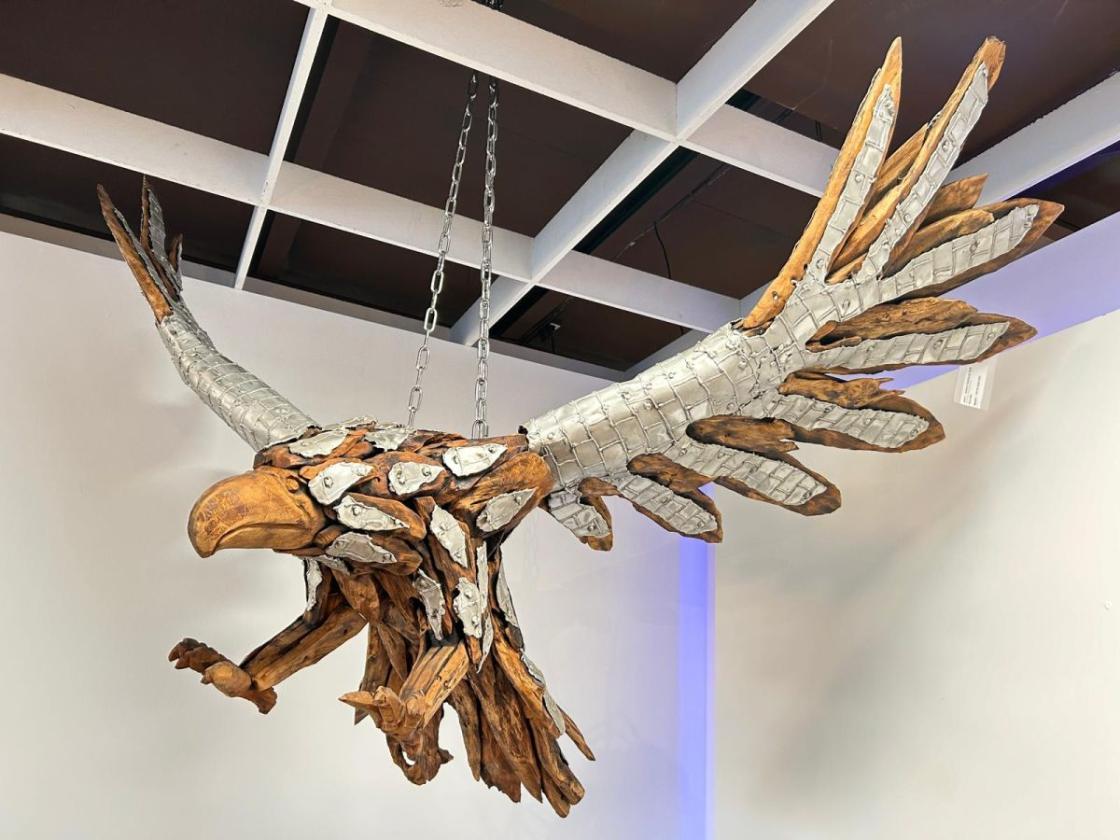 Einmalige Holzdeko Skulptur / Dekofigur "Eagle"