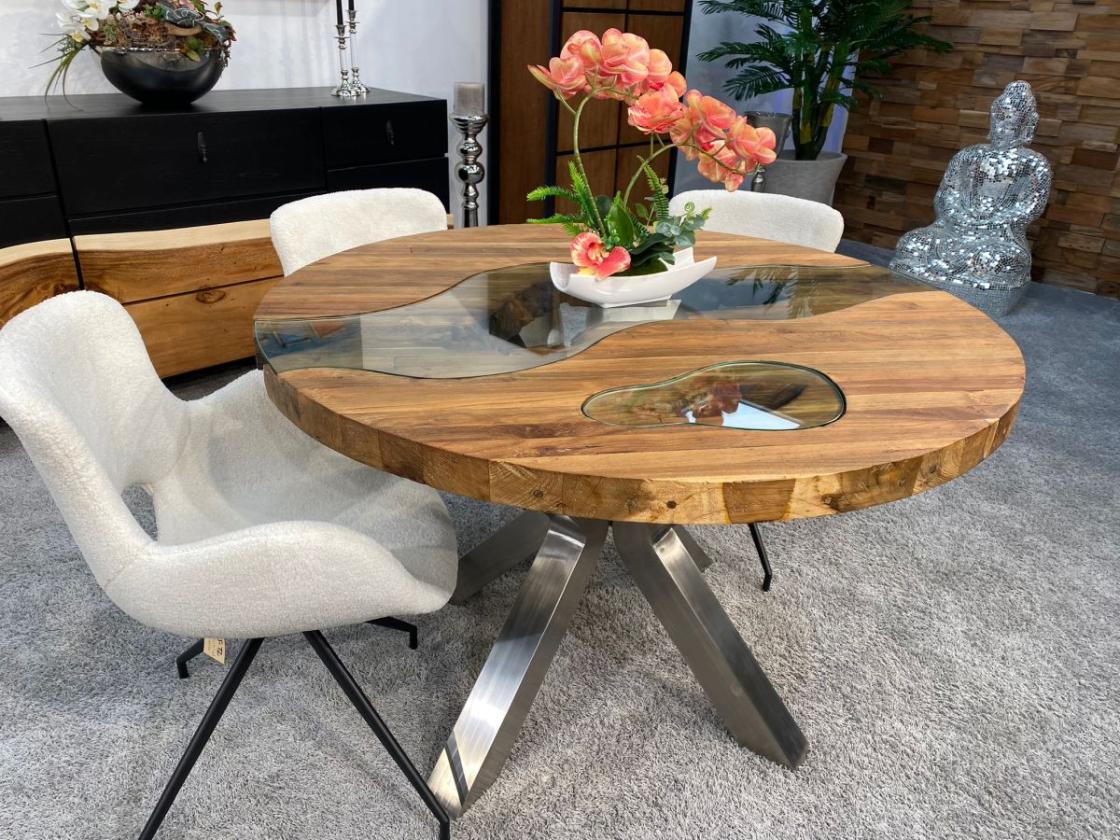 Runder Designtisch aus recyceltem Holz