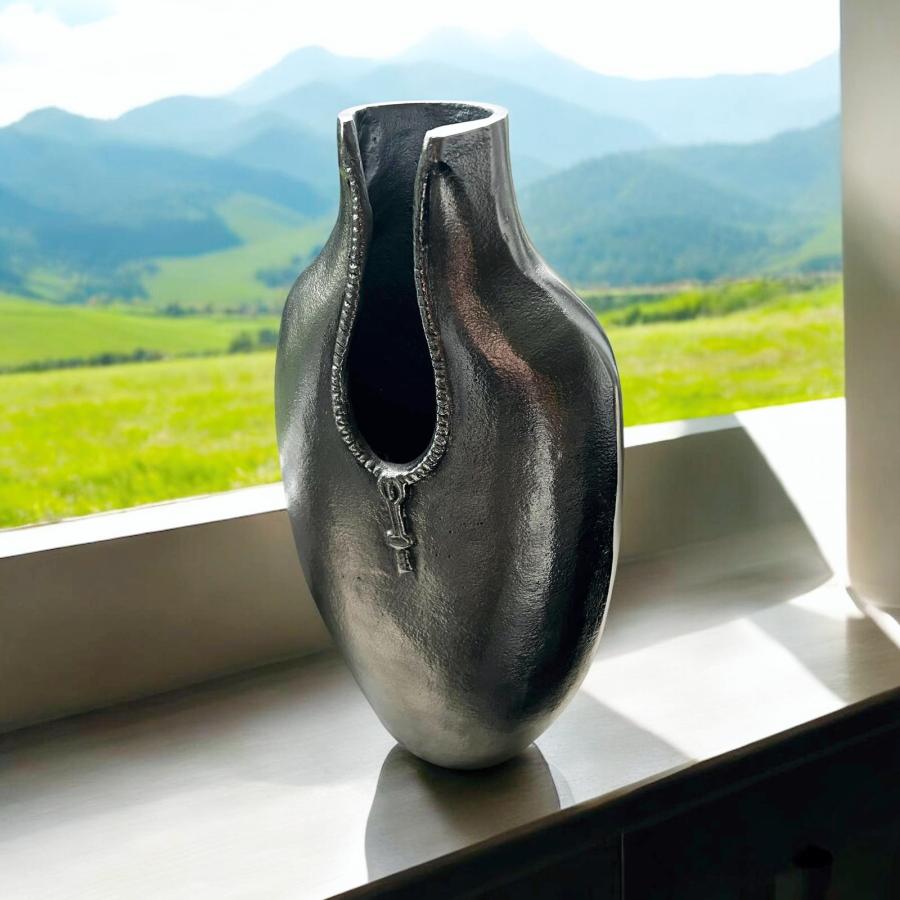 Elegante silberne Vase Hilla aus Metall vernickelt