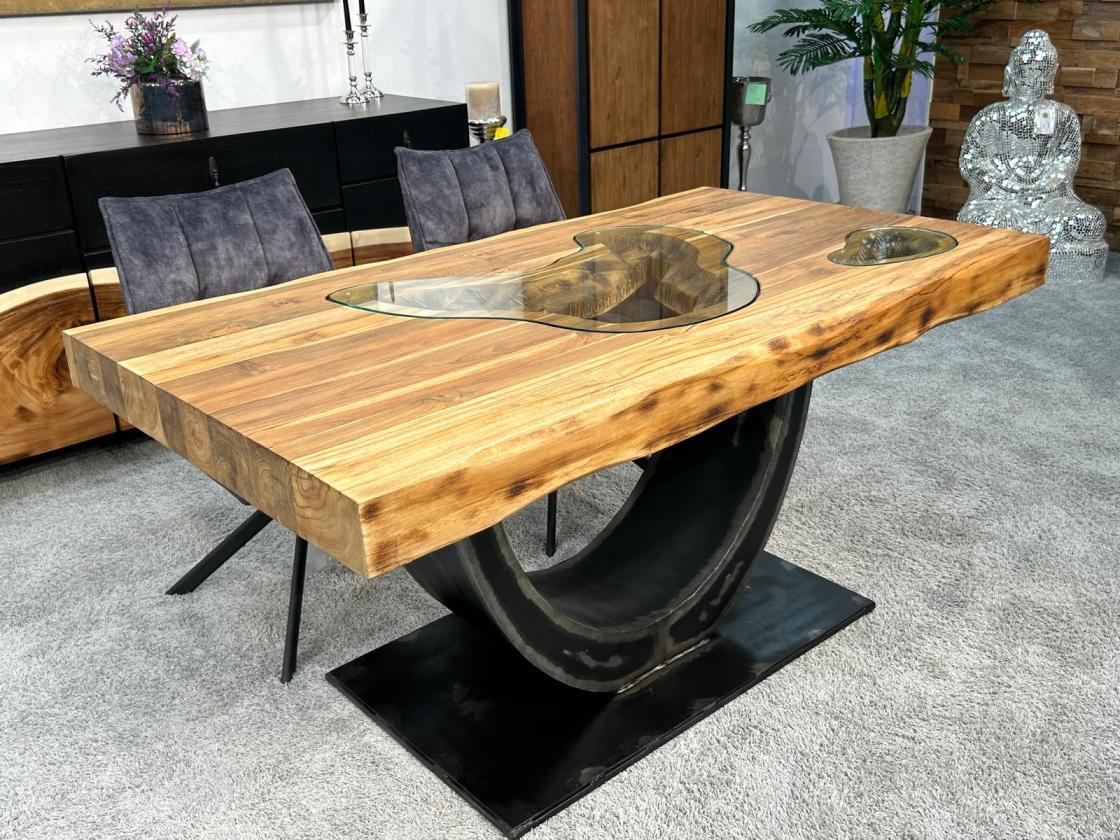 Esstisch Deep Island 160 x 90 cm aus recyceltem Holz