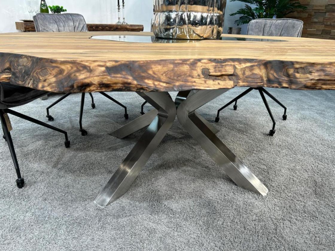 Runder Esstisch "Natural Eternia" (ca. 205 x 193 x 78 cm) aus recyceltem Holz mit Glaseinlagen und Edelstahlgestell