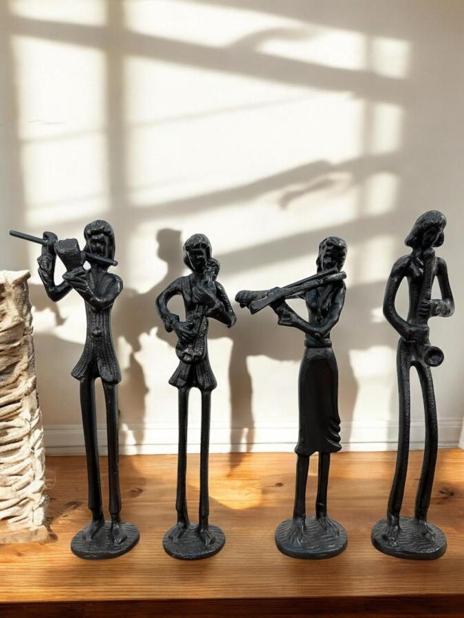 Figur Musikantin mit Geige Geigenspielerin