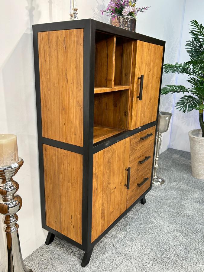 Highboard aus Holz