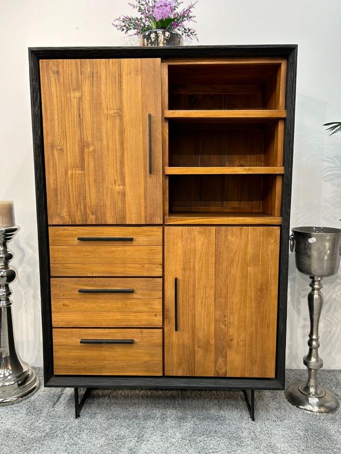 Highboard aus Massivholz Kana