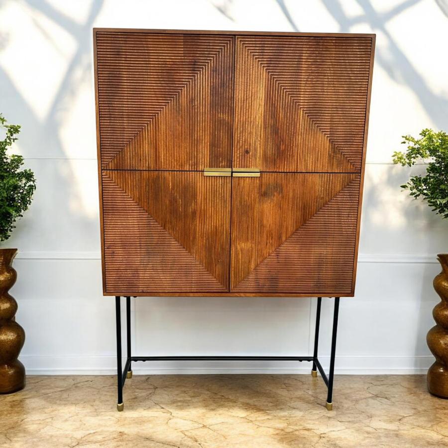 Hochschrank / Kabinett "ELEGIE", aus Mangoholz, 124 x 191 cm