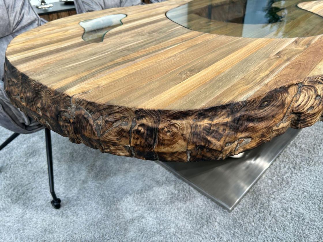 Massiver Holtisch Fusion aus recyceltem Holz