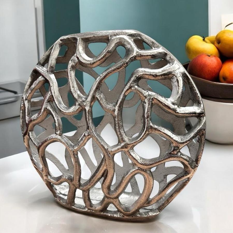 Metallvase mit Lianendesign Venla 30 cm