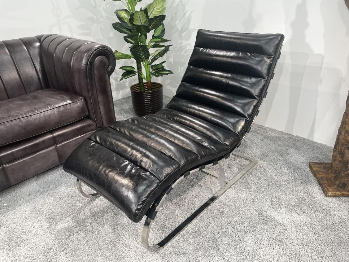 Eames Lounge Chair Replica schwarz silber