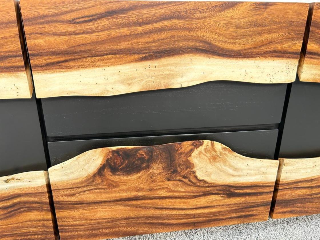 Sideboard Anrichte "Black Forest" aus recyceltem Holz mit Suar Baumscheiben 160 cm