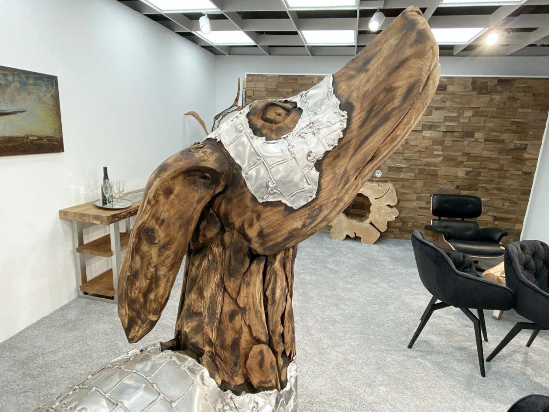 Deko Sitzender Hund 100 cm aus Holz und Aluminium