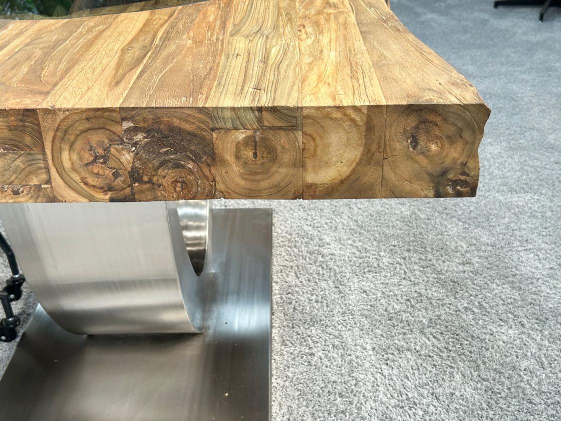 Vollmassiver Esszimmertisch 140 cm aus Holz mit Edelstahl