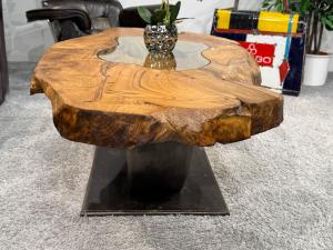 Unikat Couchtisch "Expression", ca. 128 x 75 x 47 cm (8 cm massives Holz) Einmaliger Couchtisch aus Teak Baumscheiben und Glas