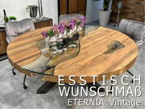 Runder Maßtisch Esstisch "Eternia" aus massivem Altholz mit Rohstahl