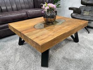 Massivholz Couchtisch "Eos" (ca. 100 x 80 x 40 cm) aus recyceltem Teakholz aus Rohstahl