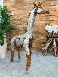 Einmalige Dekoration Skulptur "Giraffe" ca. H177 x B150 x T40 cm aus Altholz mit Aluminium