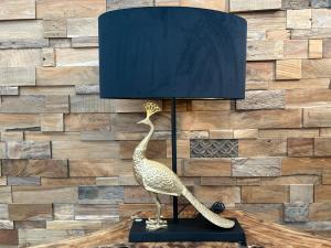 Tischlampe  "Bird" Höhe ca. 72 cm, Breite ca. 50 cm, Tiefe ca. 33 cm aus Nickelguss in gold