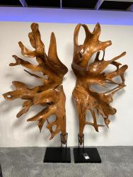 Zweiteilig geschnitzte Baumwurzel "Twins", Breite ca. 212, Höhe ca. 217 cm