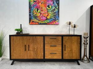 Sideboard aus Holz "TANA",  ca. 197 x 45 x 86 cm, mit 3 Türen und 3 Schubladen