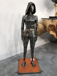 Dekoskulptur "Stehende Frau" ca. H89 x L30 x B30 cm aus recyceltem Metall
