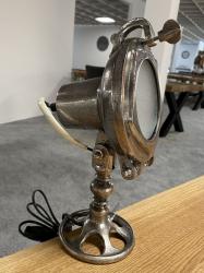Tischlampe "Dodo" (Durchmesser ca. 15 cm, Höhe 30 cm) Vintage Nickelguss