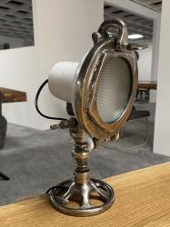 Tischlampe "Dodo" (Durchmesser ca. 15 cm, Höhe 30 cm) Vintage Nickel weiß