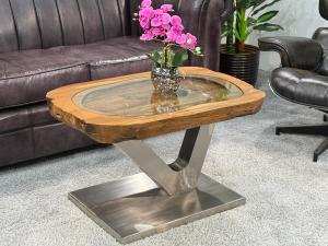 Antiker Couchtisch "Lesung", ca. 80 x 55 x 50 cm, aus einem Reismörser Einmaliger Couchtisch aus einem antiken Reismörser