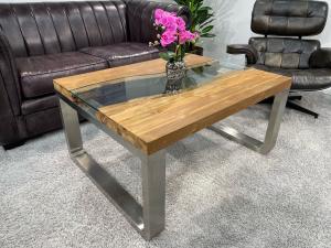 Moderner Couchtisch "Elements Teak" (ca. 100 x 80 x 50 cm) aus recyceltem Teakholz und Tischkufen aus Edelstahl